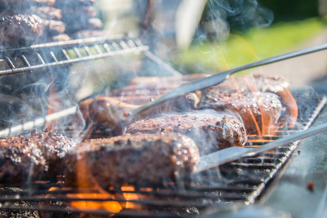 Grilling with Cutting Edge Firewood Cooking Wood