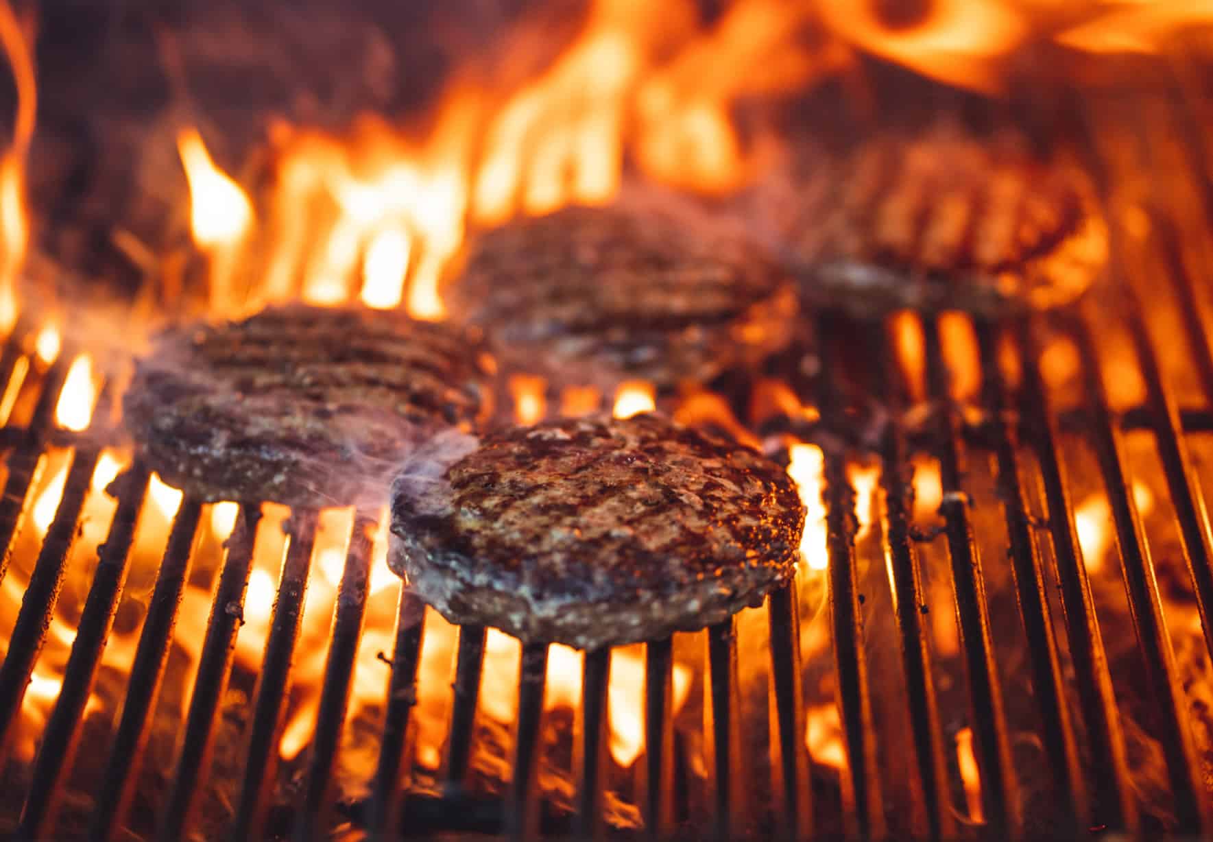 Grilling with Cutting Edge Firewood Cooking Wood