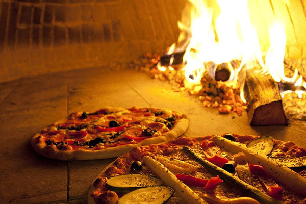 pizza firewood oven